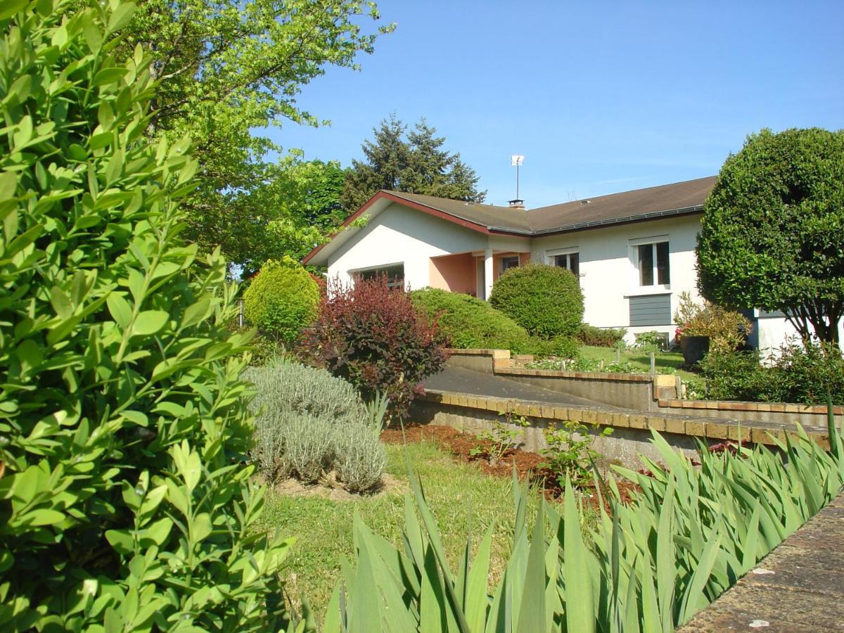 Chambre D'Hotes Bellevue Bressuire Exterior foto